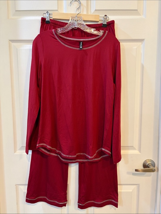 Prinstory Other - Cozy Long-Sleeve Pajama Set in Burgundy NWOT